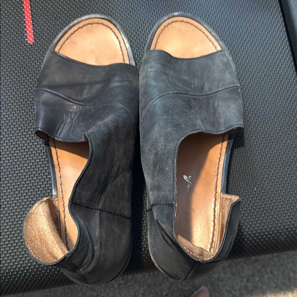 Free People monte Blac Leather Open-toe
